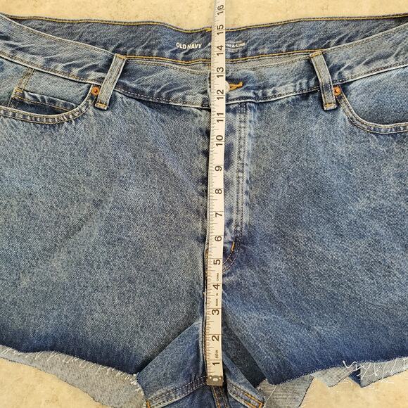 Old Navy Sky-hi A-line Jean Shorts Raw Hem Medium Blue Wash Size 20 - Picture 9 of 10